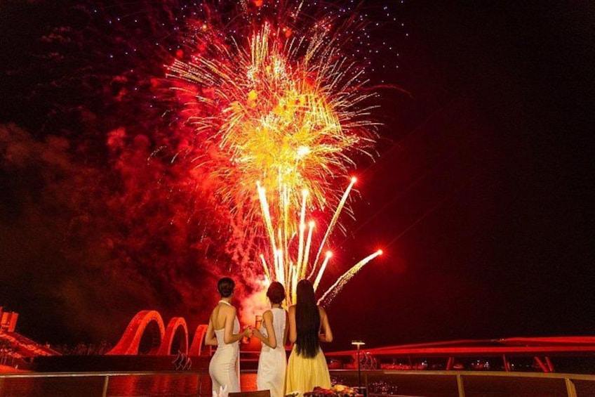 Phu Quoc: Kiss of the sea, Dinner with Symphony of the Sea 3