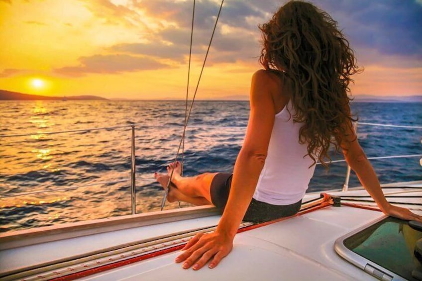 Sunset shared Sailing Excursion in Barcelona 4