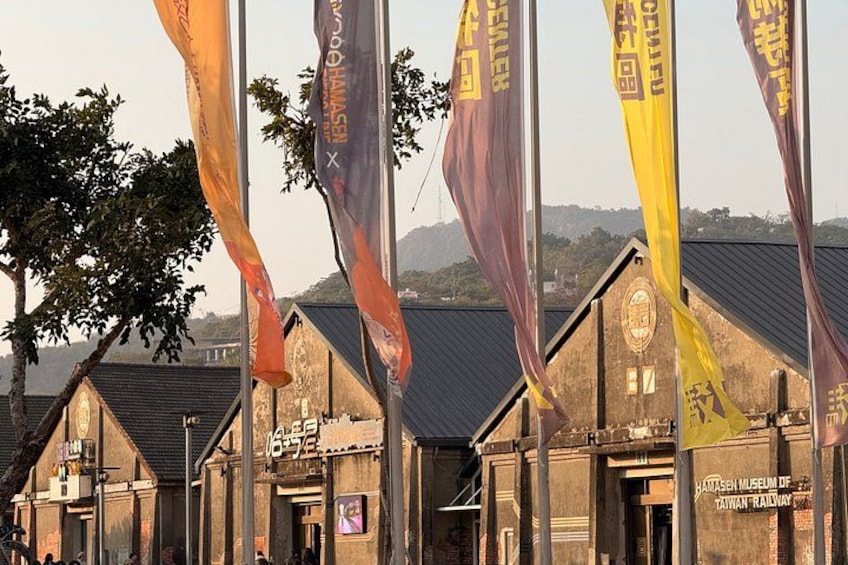 Kaohsiung Cultural Day: TourMoon World, Hakka Lei Cha DIY, Pier-2 2