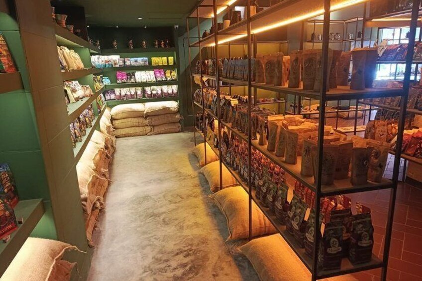 Shared Coffee and Tobacco Tour of Cartagena 4