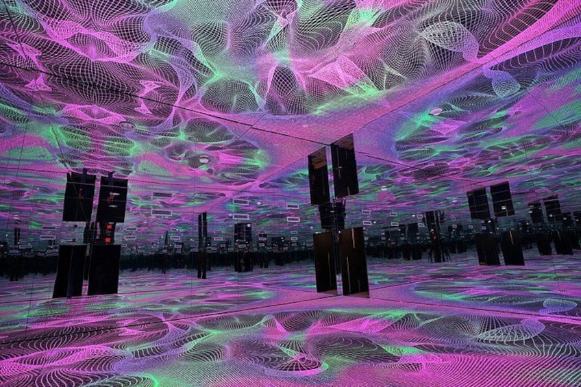 Infinity Museum Las Vegas: Immersive Mirror and Light Experience 2