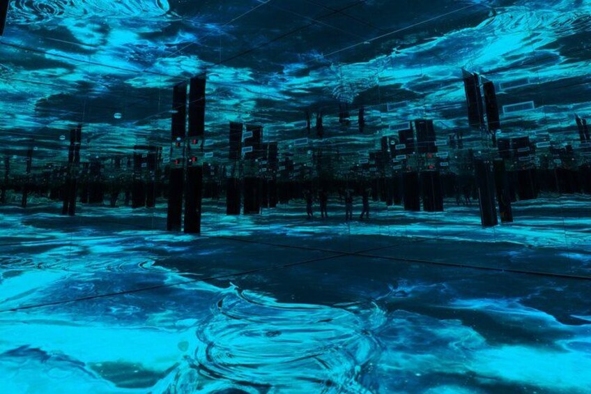 Infinity Museum Las Vegas: Immersive Mirror and Light Experience 3