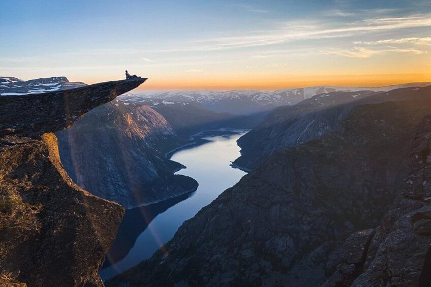 Trolltunga Sunset Overnight Glamping 1