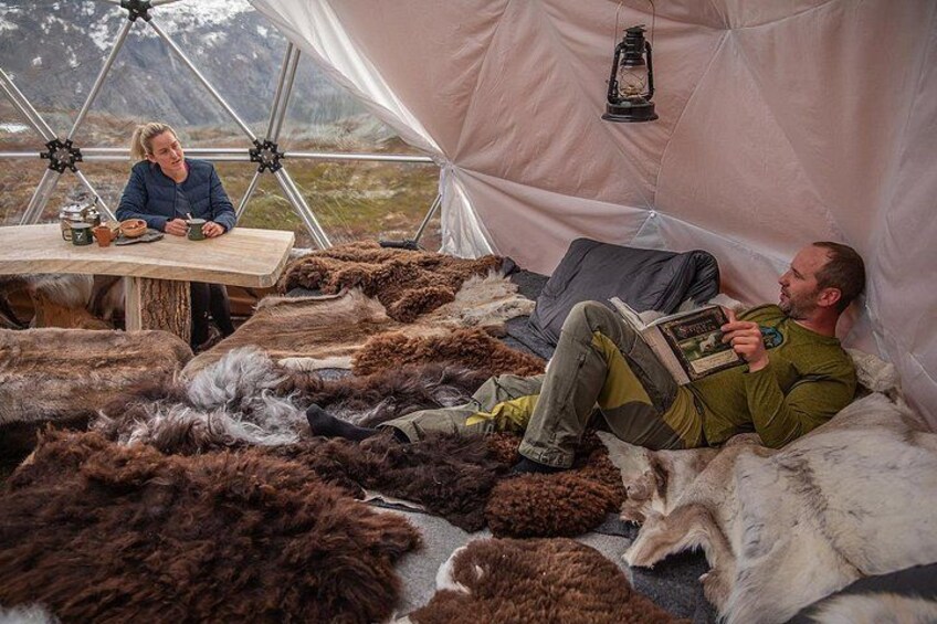 Trolltunga Sunset Overnight Glamping 3