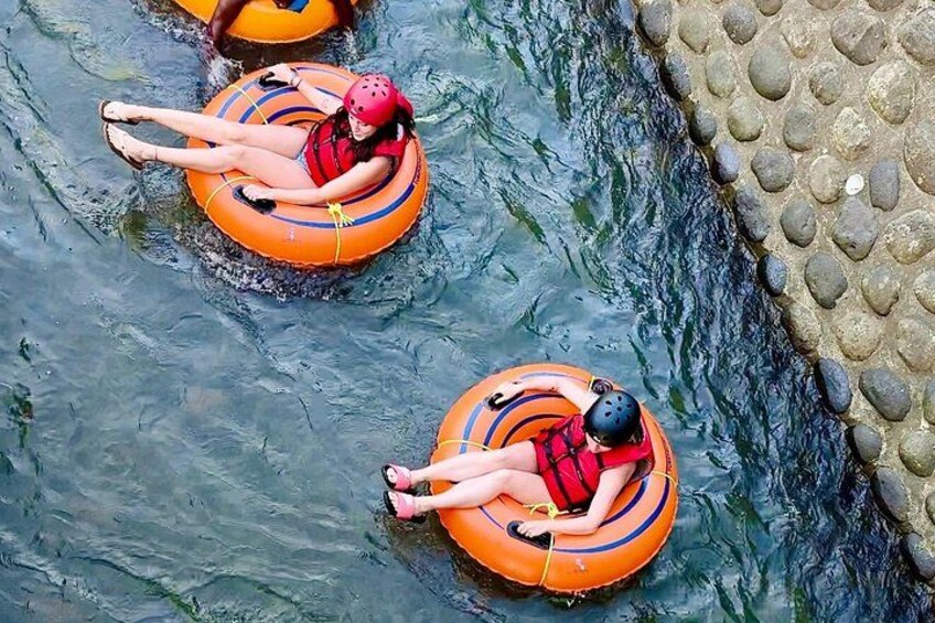 Explorer’s Choice: Customizable Tour of Grenada- (hourly) 1