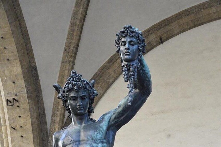 Walking Tour : The History of the Medici Family in Florence 3
