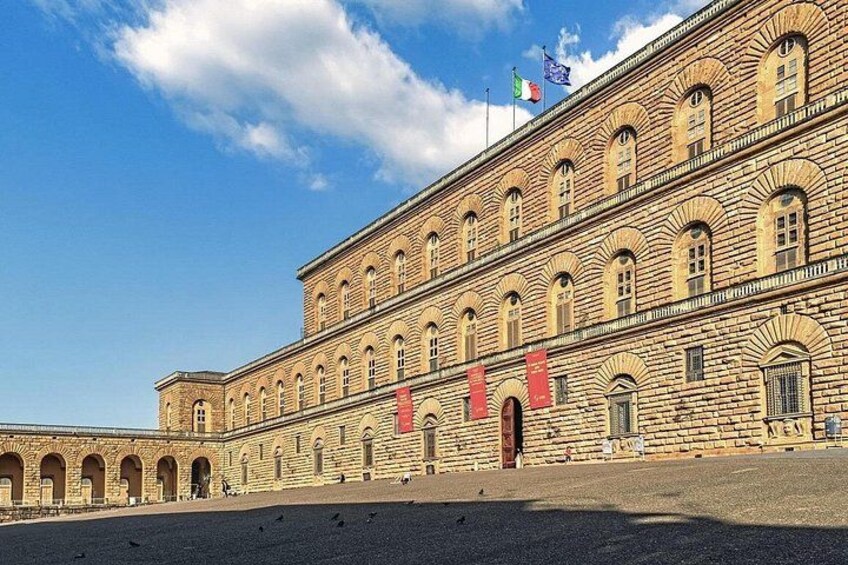 Walking Tour : The History of the Medici Family in Florence 4