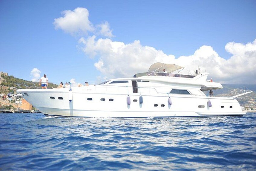 Private Luxury All-inclusive Alanya Yacht Tour from Side 1