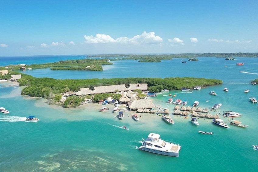 Full Tour 5 Islands with Lunch Snorkeling and Bright Plankton 3