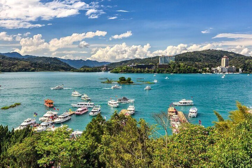 Sun Moon Lake Private Tour with Scenic Boat Cruise form Taipie 1