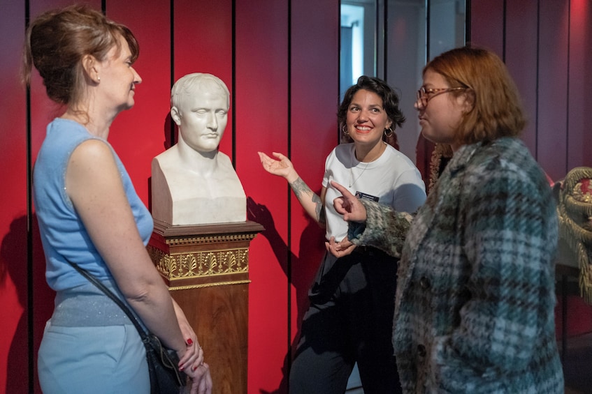 Napoleon and the Invalides Army Museum Semi-Private Tour 4