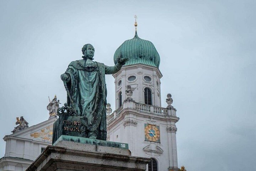 Hello Passau: Private 2-Hour Intro City Walk with Local Guide 5