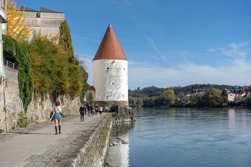Hello Passau: Private 2-Hour Intro City Walk with Local Guide 2