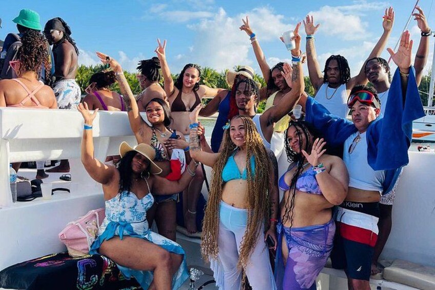Exclusive Hip Hop Punta Cana Party Boat with Open Bar *Only Adult 3