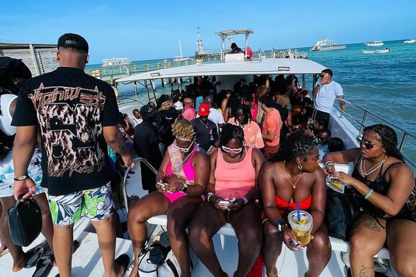 Exclusive Hip Hop Punta Cana Party Boat with Open Bar *Only Adult 3