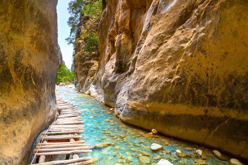 Picture 2 for Activity From Chania/Rethymno: Samariá Gorge Guided Hike with Pickup 4