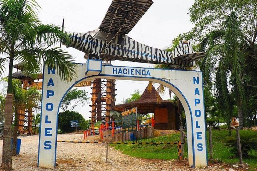Premium Tour to Hacienda Napoles Theme Park by Pablo Escobar 1