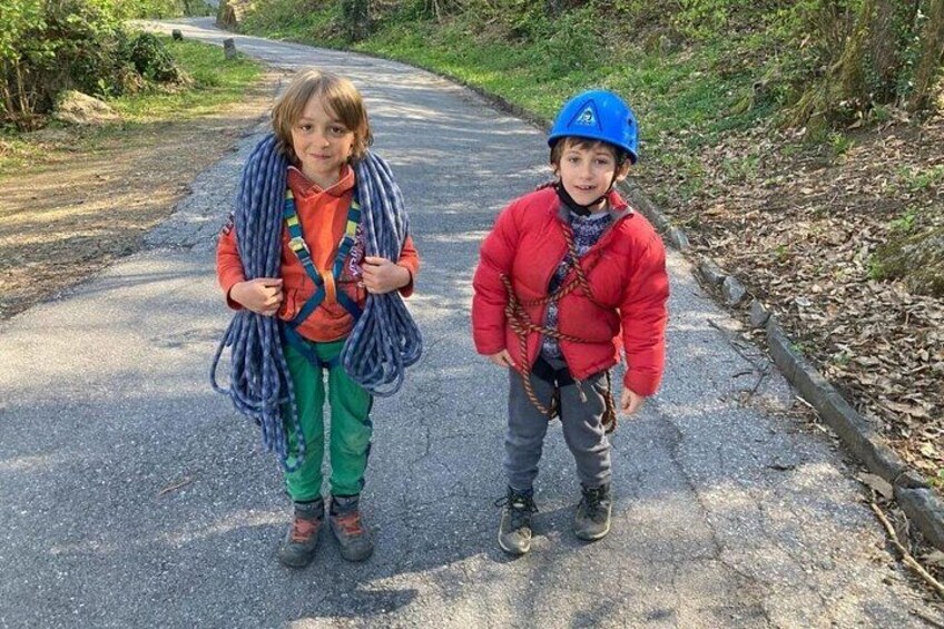 Family rock climbing near Locarno 3