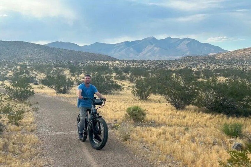 Scenic Las Vegas NV Self-Guided Fat Tire E-Bike Rental. 2
