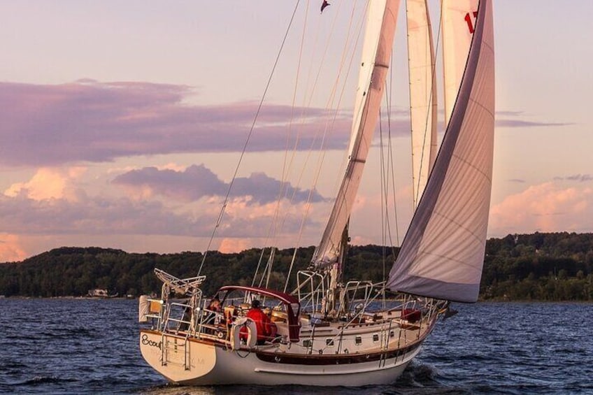 6 Hour Private Sail Experience Aboard Yacht Scout 5