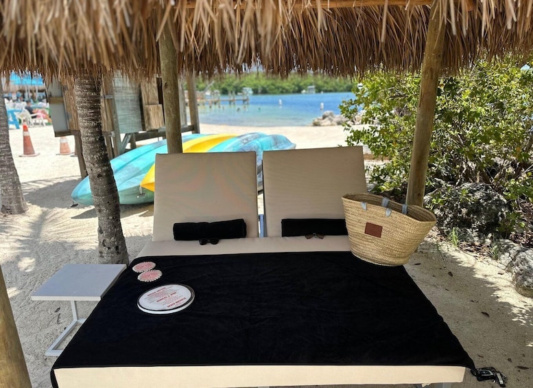 Picture 3 for Activity Key Largo: Private Beach Cabana 3