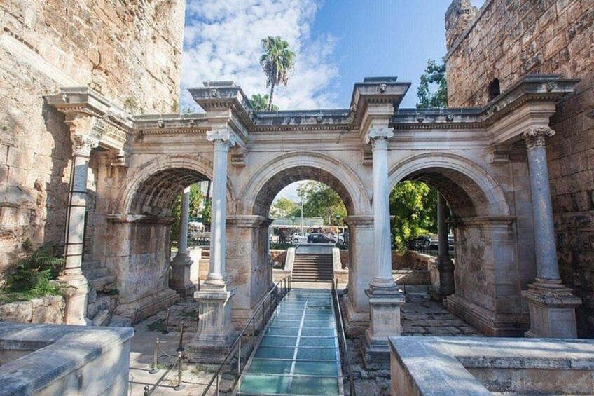 Antalya Cable Car Waterfalls Old Town and Boat Trip City Tour 1