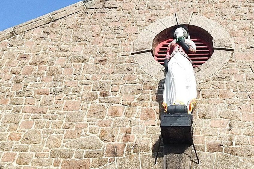 Historic St Helier: Statues, Sailors and Soldiers city game 2