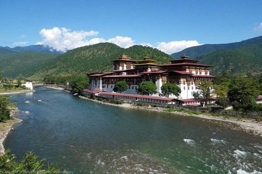 Bhutan Highlights Tour 3 Nights: Punakha, Thimphu, & Tiger's Nest 4