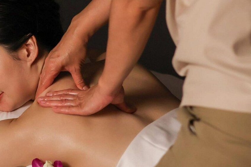 Makkha Heritage Asok Massage and Wellness Experience in Bangkok 1