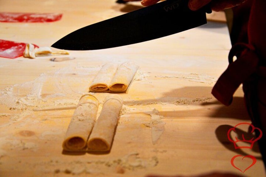 Cutting Pappardelle 2