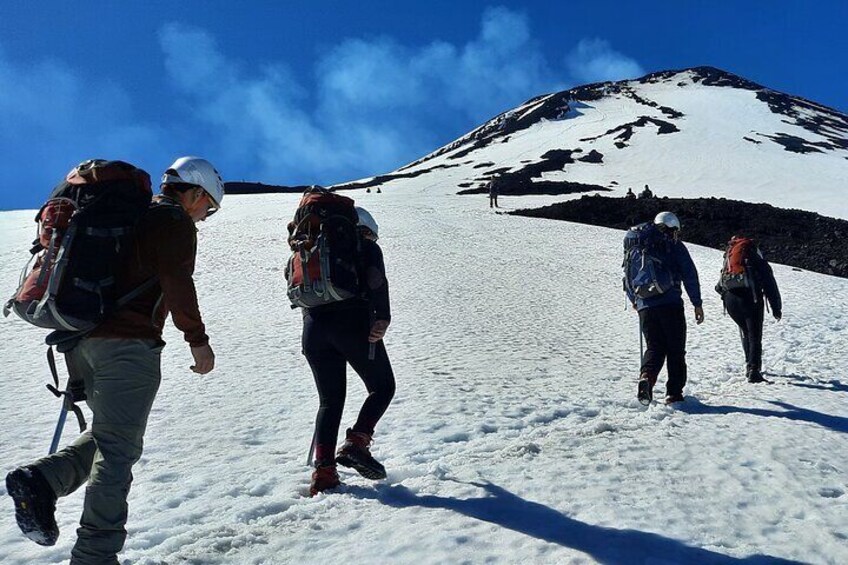 Full Day Mountaineering to Villarrica Volcano from Bucán