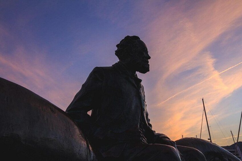 Vigo Heritage - Maritime History, Iconic Streets & Local Cuisine 5