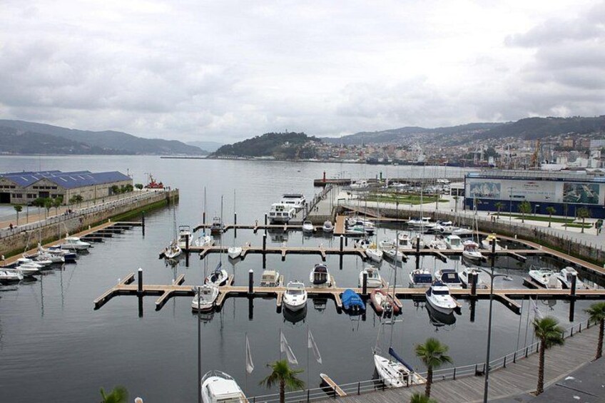 Vigo Heritage - Maritime History, Iconic Streets & Local Cuisine 3