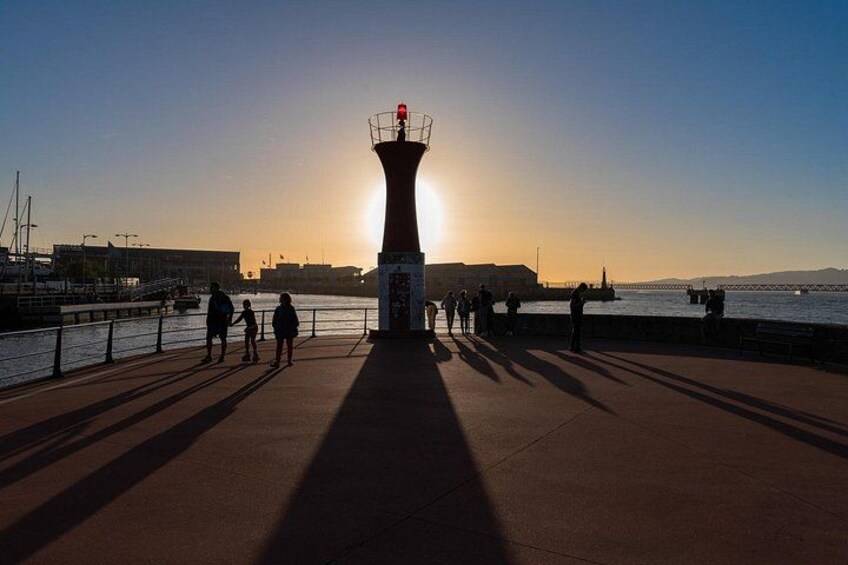 Vigo Heritage - Maritime History, Iconic Streets & Local Cuisine 4
