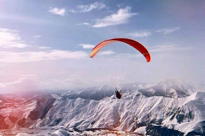 Tandem Paragliding Flight in Gudauri with Certified Pilot 4