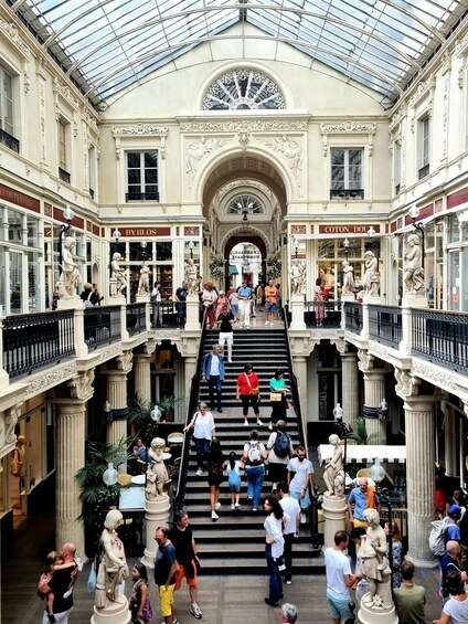 Nantes: Private Walking Tour with a Local 1