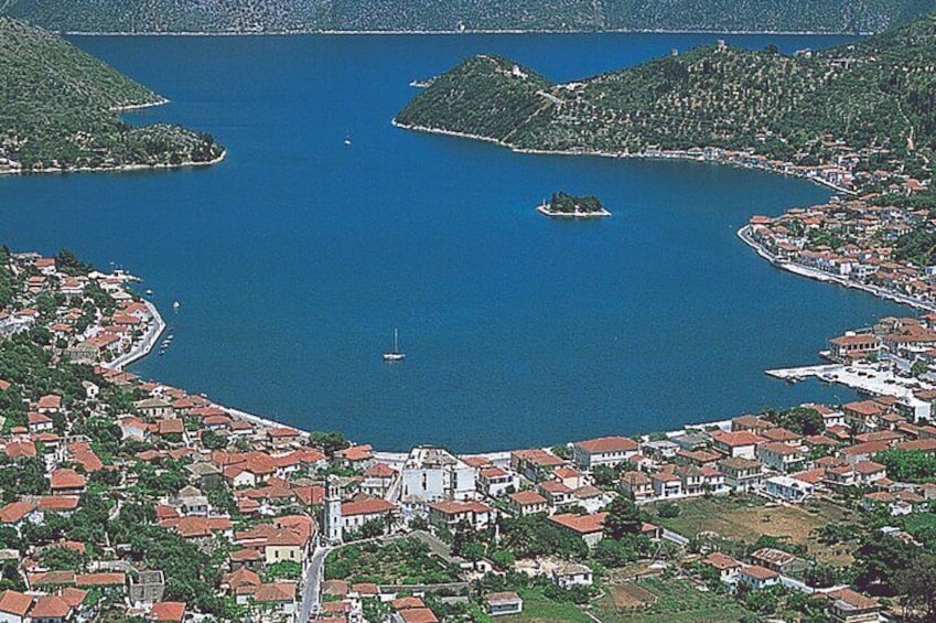 Vathy Town
3