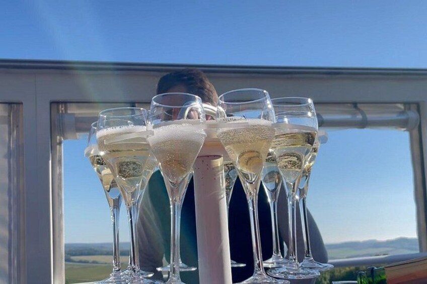 Épernay and Champagne Open-Top Bus Tour with 3 Tastings 4