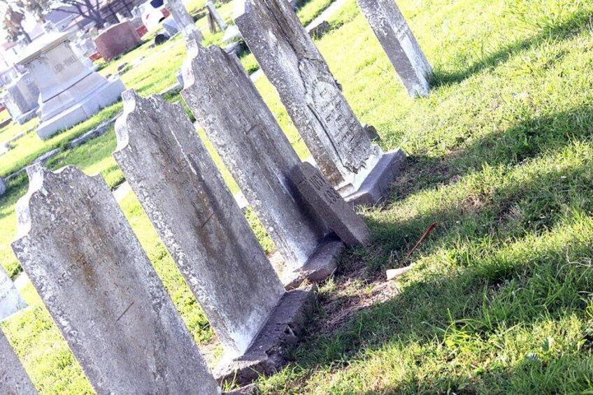 The Galveston Cemetery Tour - Walk With The Dead! 2