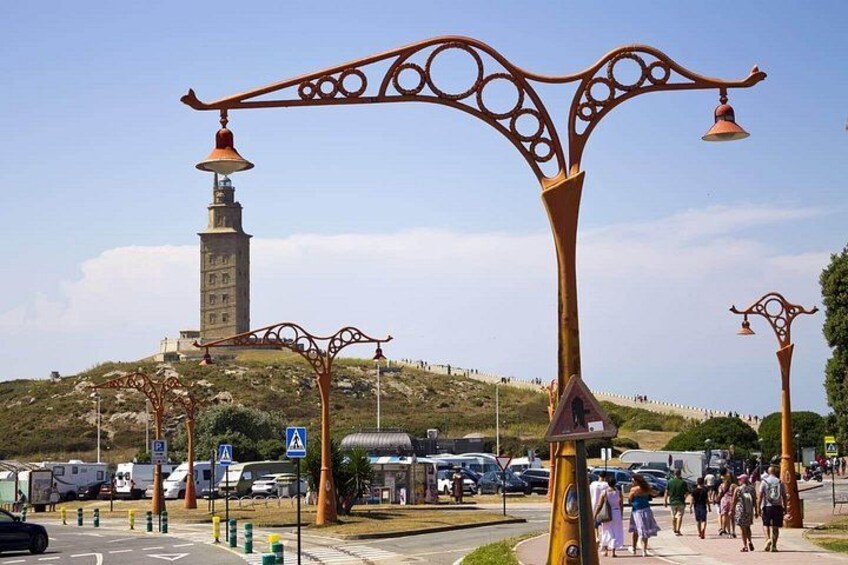 Hello La Coruna: Private 2-Hour Intro City Walk with Local Guide 4