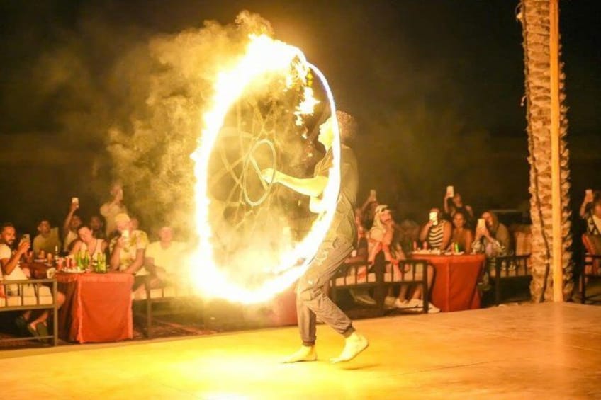 Dubai Red Dunes Safari with 4x4 Pickup, Camel Ride and BBQ Dinner 5