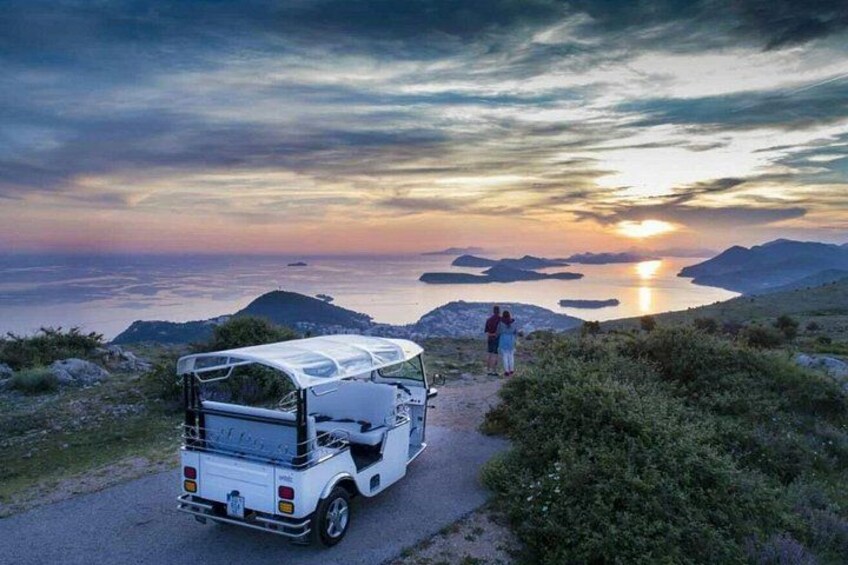 Dubrovnik E-Tuk Tuk Sunset Tour to Mount Srd 4