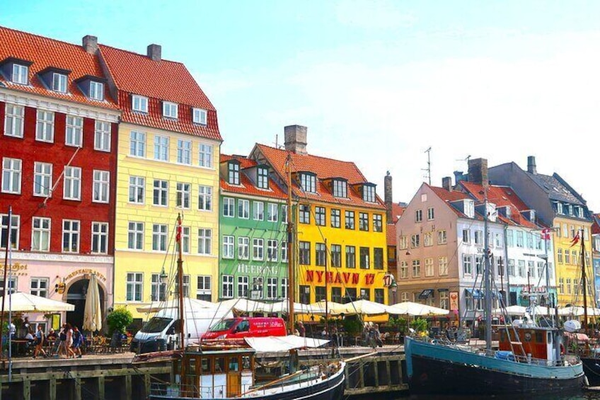 Copenhagen Walking Tour City with Local Guide 5