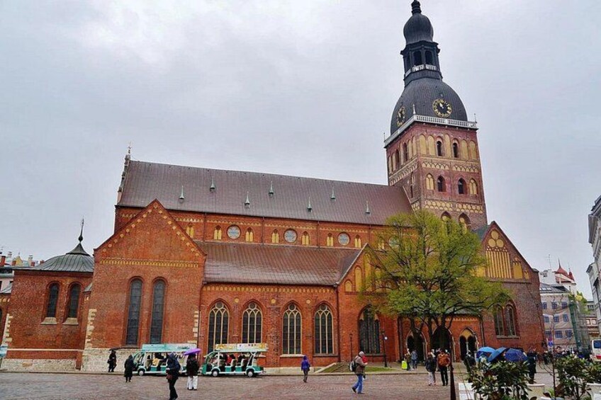 Riga Self Guided Walking Tour with Audio Stories 2