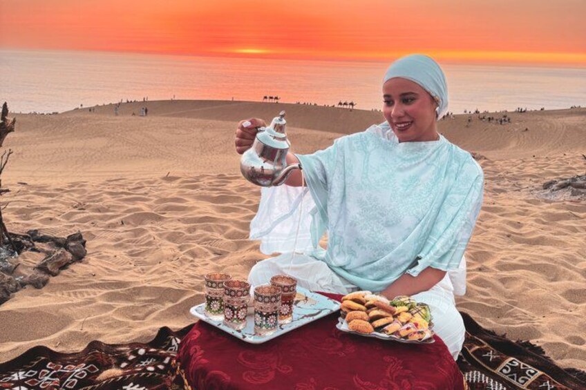 Timlalin Dunes Sunset Experience with Camel Ride & Tea Picnic 4