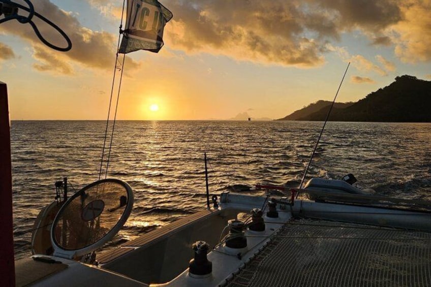 Sunset Cruise in Raiatea – Sailinity 2