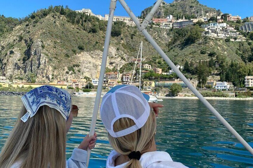 Isola Bella Boat Experience and Castelmola Hilltop Escape 3