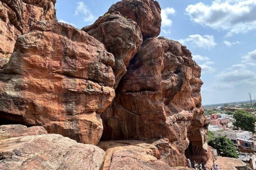 A 4-day tour to Chitradurga/Badami/Aihole/Pattadkal/Bijapur/Hampi 5