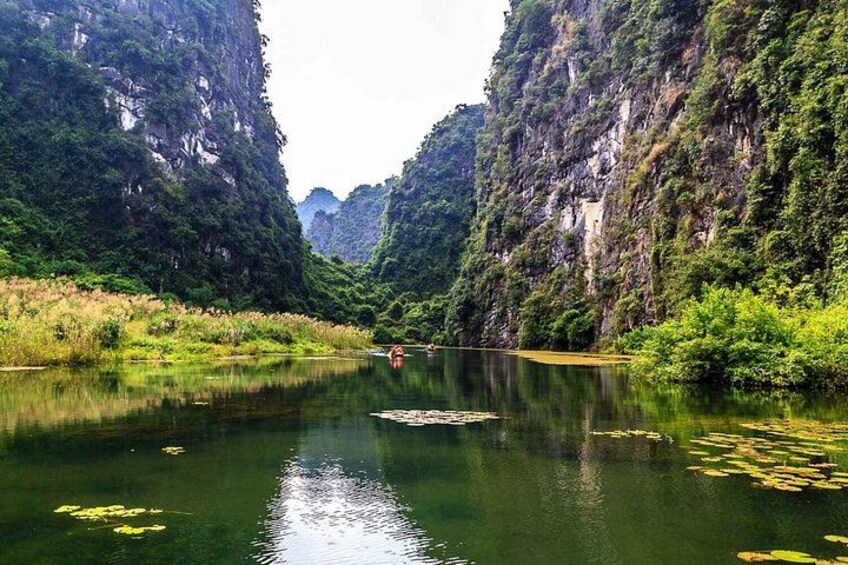 From Hanoi: Ninh Binh Hoa Lu, Trang An or Tam Coc & Mua Cave 4