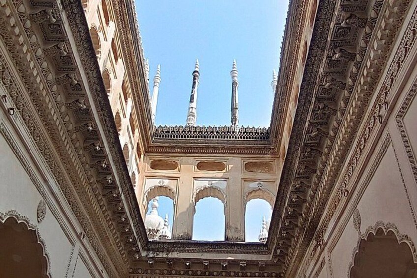 Hyderabad Heritage Tour: Museums, British Residency &Paigah Tombs 3